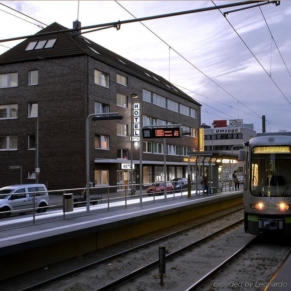 Vahrenwalder Hotel Hannover Exterior photo
