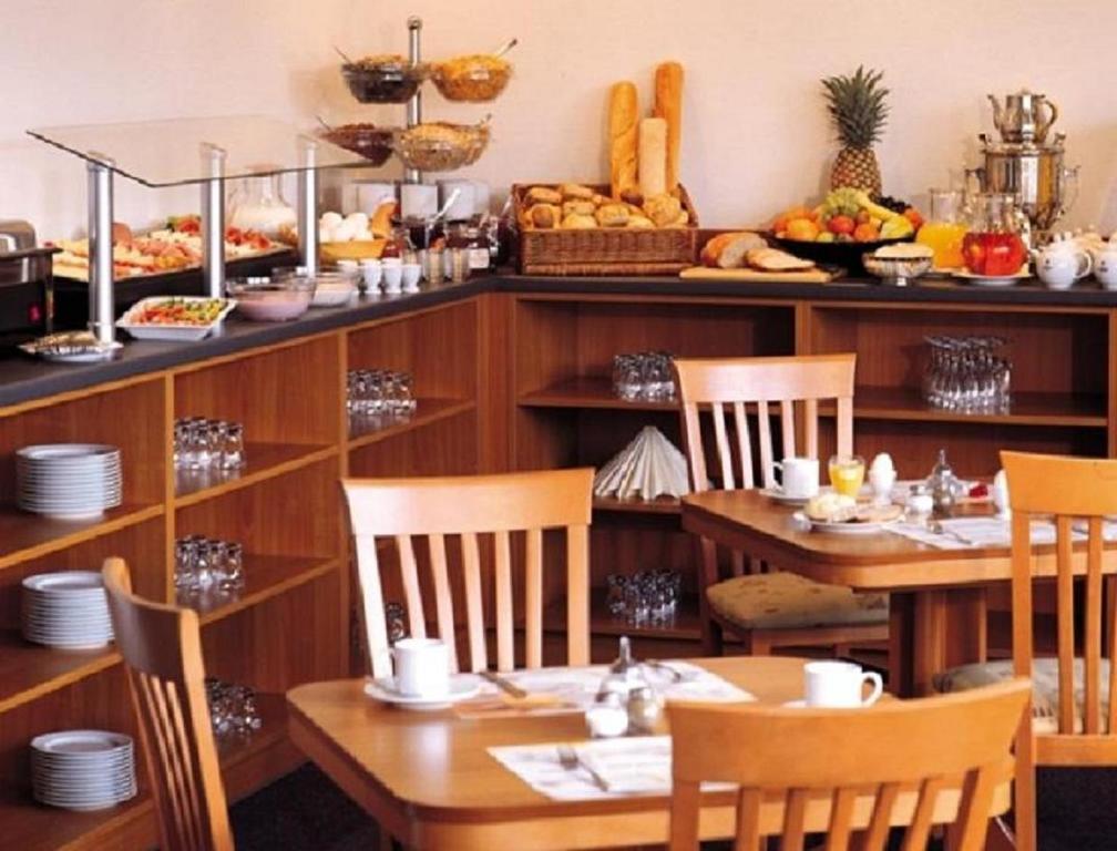 Vahrenwalder Hotel Hannover Restaurant photo